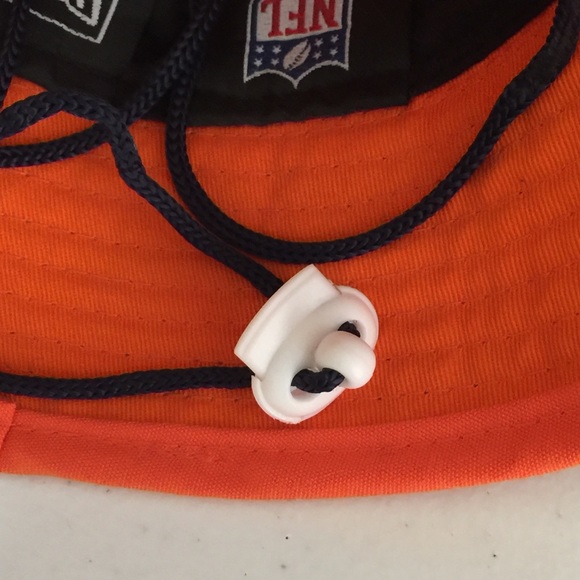 ▫️Denver Broncos New Era Orange Bucket Hat - Picture 11 of 12